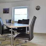 London Winterberg Ferienwohnung 6 Pers Wifi In Der City Near Lift